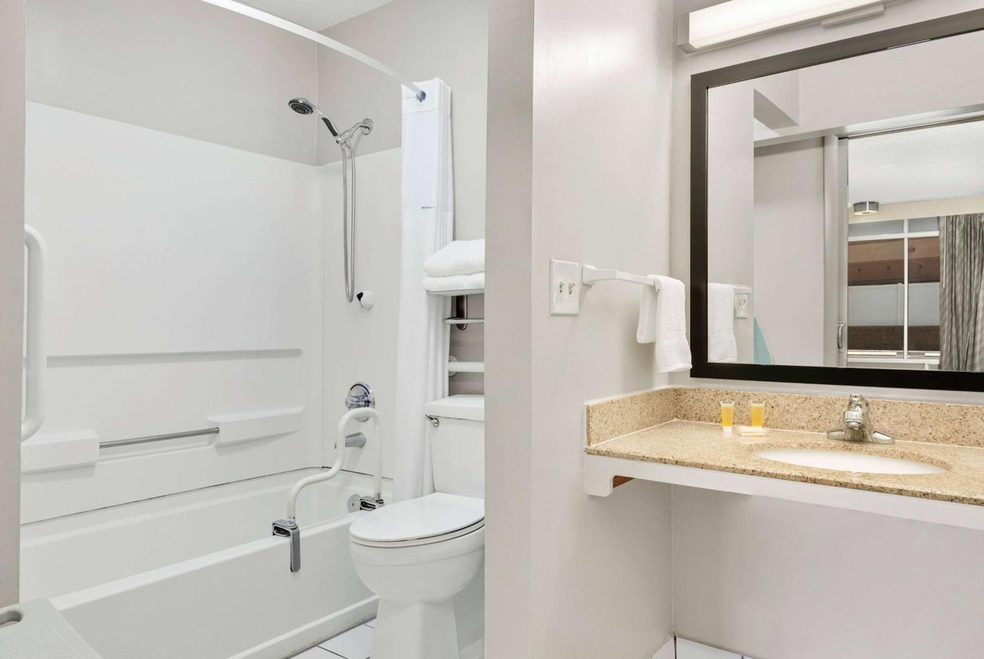Days Inn By Wyndham Lake City I-75 Luaran gambar